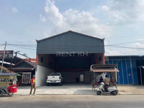 ឃ្លាំងសម្រាប់ជួលនៅជិតបុរី ពិភពថ្មី ឈួកវ៉ា២ / Warehouse Rent nearly Borey Piphub Thmey Chhouk Va 2
