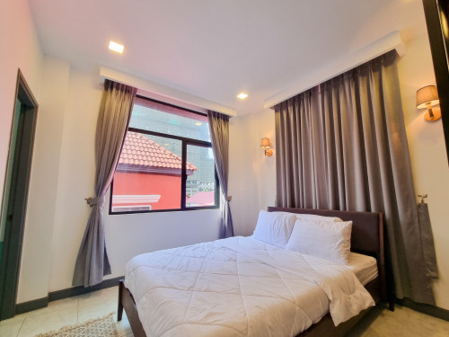 1Bedroom Serviced Apartment with Swimming pool for rent in BKK1
