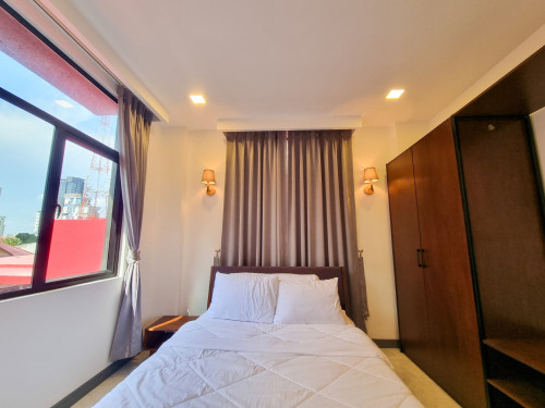 1Bedroom Serviced Apartment with Swimming pool for rent in BKK1