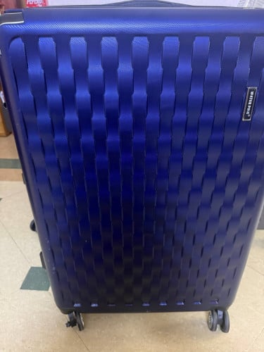 20$ suit case XL size