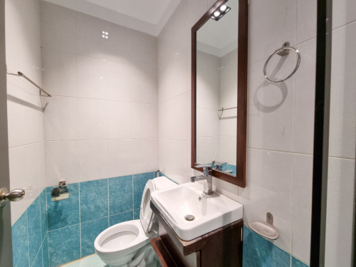 2Bedroom Serviced Apartment with Swimming pool for rent in BKK1