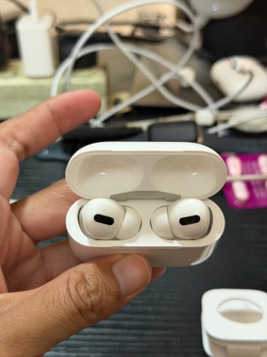 AirPod Pro 1 99.99%