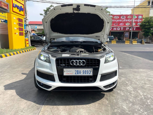 Audi Q7 2012 បង់មុន5000$ យកជិះភ្លាម