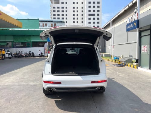 Audi Q7 2012 បង់មុន5000$ យកជិះភ្លាម