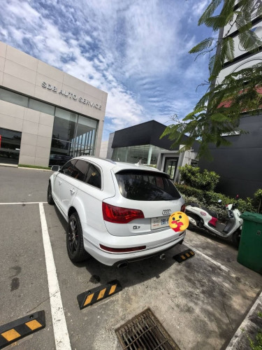 AUDI Q7 2014