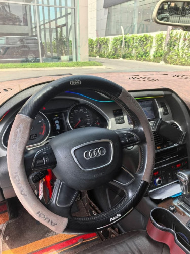 AUDI Q7 2014