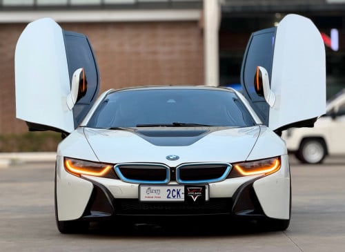 BMW i8 Full