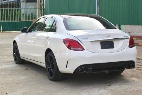 C300 AMG 2015