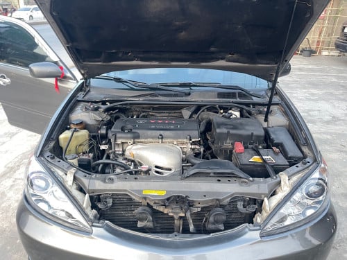 CAMRY  ឆ្នាំ​ 2002 ឡានស្អាត​គ្រឿងក្នុងថ្មី​មិនបុកមិនប៉ះ​មុខក្រោយស្អាត​