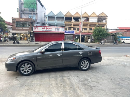 CAMRY  ឆ្នាំ​ 2002 ឡានស្អាត​គ្រឿងក្នុងថ្មី​មិនបុកមិនប៉ះ​មុខក្រោយស្អាត​