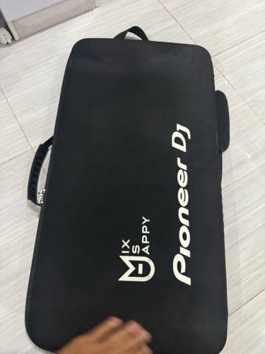 DDJ 800 + Bag 💼 7xx$.   DJM 900 NXS2 + Bag 💼 1xxx $
