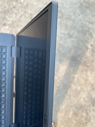 Dell latitude 7530 Touch Screen មួយទឹកស្អាត