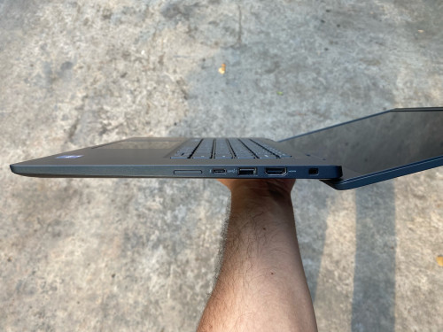 Dell latitude 7530 Touch Screen មួយទឹកស្អាត