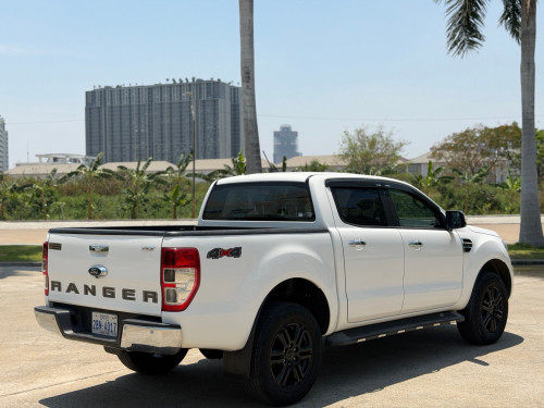 Ford Ranger XLT 2022 2.2L ម៉ាស៊ូតមួយពេញ ជិះបាន 1000Km+