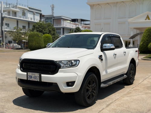 Ford Ranger XLT 2022 2.2L ម៉ាស៊ូតមួយពេញ ជិះបាន 1000Km+
