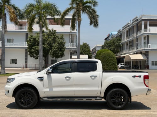 Ford Ranger XLT 2022 2.2L ម៉ាស៊ូតមួយពេញ ជិះបាន 1000Km+