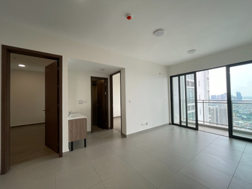 HIGH Floor 2 Bedrooms for SALE in Urban Village Phase 2