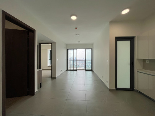 HIGH Floor 2 Bedrooms for SALE in Urban Village Phase 2