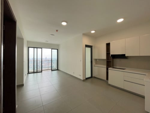 HIGH Floor 2 Bedrooms for SALE in Urban Village Phase 2
