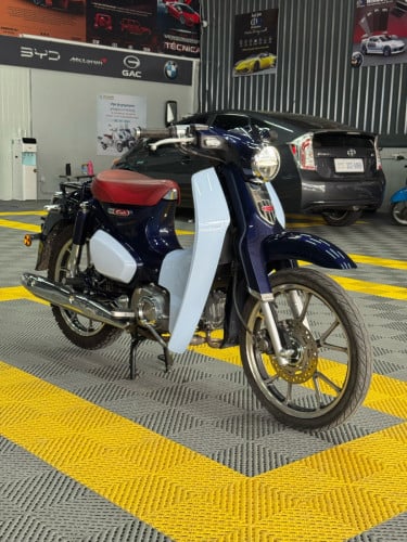 HONDA Super Cup 125cc