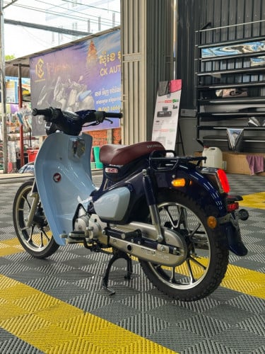 HONDA Super Cup 125cc