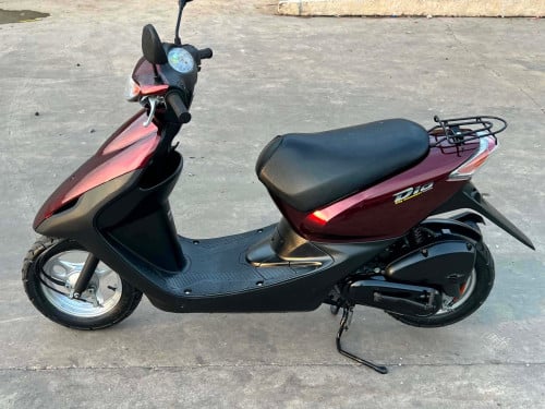 Honda Dio ប្រភេទសាំងសុទ្ធ​ ក្រដាស់ពន្ធ​ នាំចូលពីជប៉ុន​ថ្មីណាសេ់