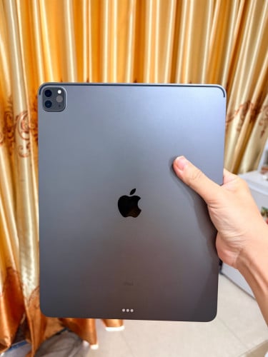 iPad Pro 12.9 (2020) 128GB - 99%