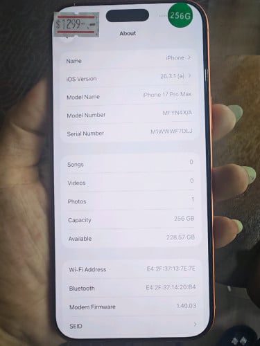 iPhone 17pro max 256G  XA sim1+Esim នៅធានាក្រុមហ៊ុន 11 ខែសាកថ្ម48ដង ថ្ម100% ស្អាតដូចថ្មី 99.99%