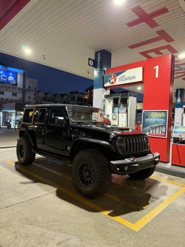 រំលោះផ្ទាល់ជាមួយឃ្លាំង Jeep Wrangler 2020 Rubincon upgrade