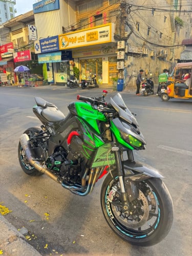 Kawasaki z1000 R edition