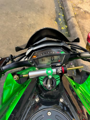 Kawasaki z1000 R edition