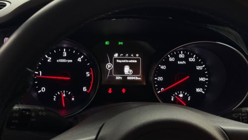 KIA CARNIVAL 2015 Half Full ពណ៍ប្រផេះ