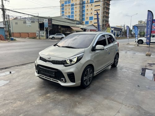 Kia Morning 2017 GT Line Full Options ធានាឡានដូចក្នុងរូប និង ទឹកថ្នាំឡាន នៅស្អាត