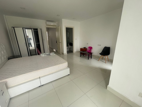 Link A for rent in Borey Chip Mong land sensok Aeon2 price 1000$ negotiable full furnish