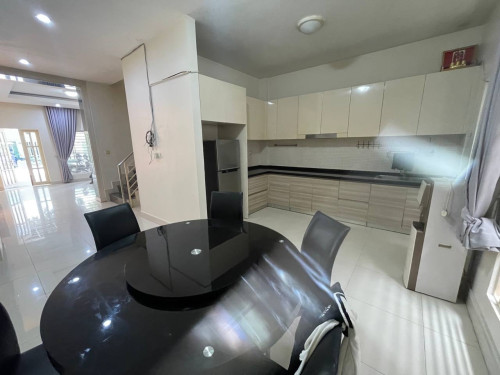 Link house for rent near Aeon2 mall