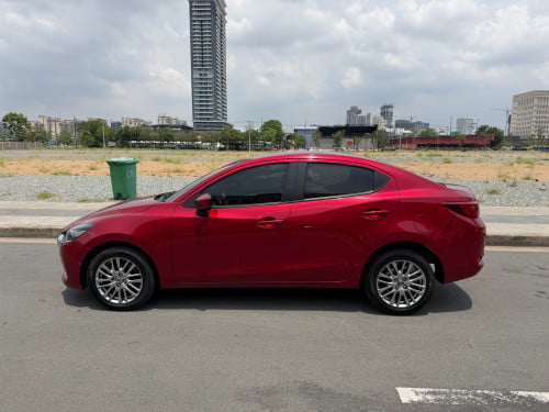 Mazda 2 Full option 2021 ម្ចាស់ផ្ទាល់ ថ្នាំហ្សុីនមួយជុំ