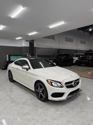 Mercedes Benz C-Coupe 2017 Full Option