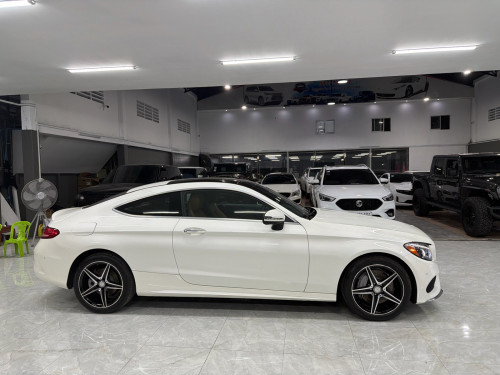 Mercedes Benz C-Coupe 2017 Full Option