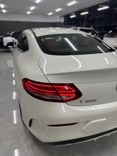 Mercedes Benz C-Coupe 2017 Full Option