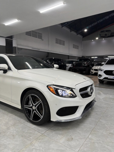 Mercedes Benz C-Coupe 2017 Full Option