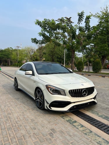 Mercedes CLA 45 AMG