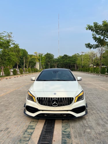 Mercedes CLA 45 AMG
