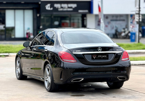 MERCEDESBENZ_C300_2015_AMG