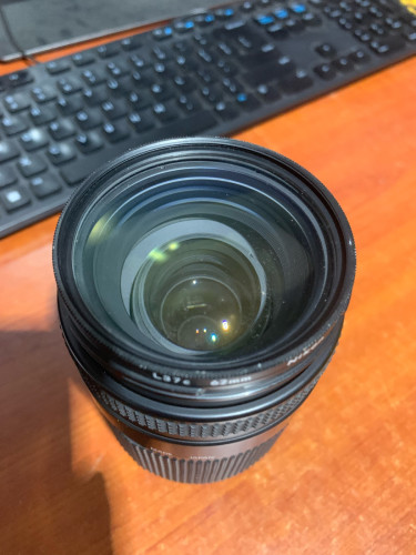Nikon lens 35-135 លល់ធូៗ