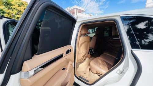 Porsche Cayenne S hybrid 2011