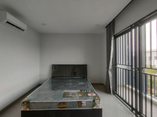 Shop house for rent in Borey Chip Mong land 598 price 600$ negotiable