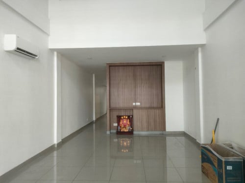 Shop house for rent in Borey Chip Mong land 598 price 600$ negotiable