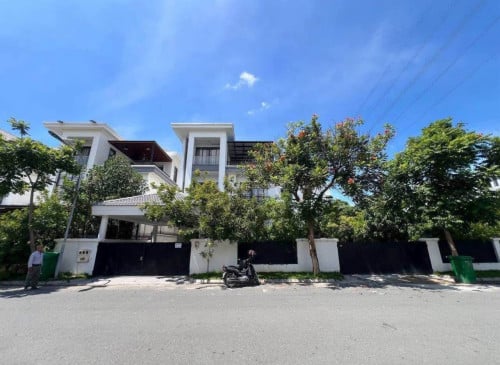 Single Villa for rent