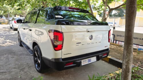 Ssangyong Rexton Musso 2022 4x4 Full Option