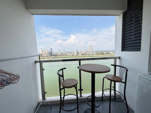 Studio for sale below the market price at Riverside Yuetai